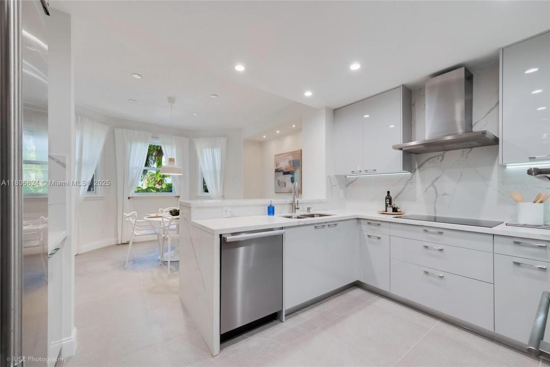 13637 Deering Bay Dr 231, Coral Gables, Florida 33158, HOA KỲ