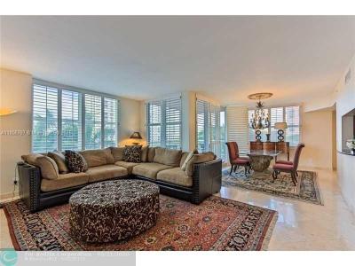 2100 N Ocean Blvd 5B, Fort Lauderdale, Florida 33305, USA