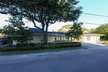 8125 SW 120th St, Pinecrest, Florida 33156, USA