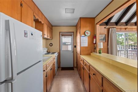66 Bungalow Walk, Islip, Нью-Йорк 11770, Соединенные Штаты