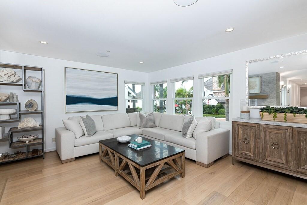 Marguerite Avenue, Corona Del Mar, California 92625
