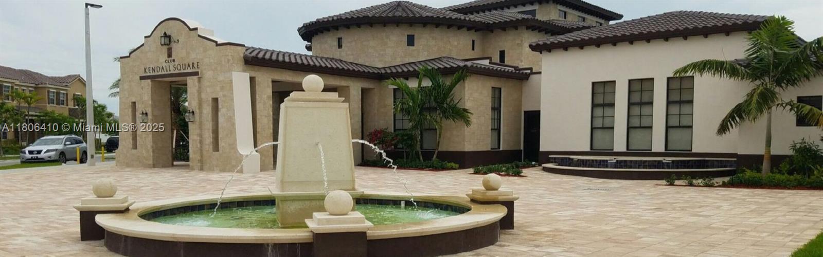 17082 SW 95 terrace TH, Kendall, Florida 33196