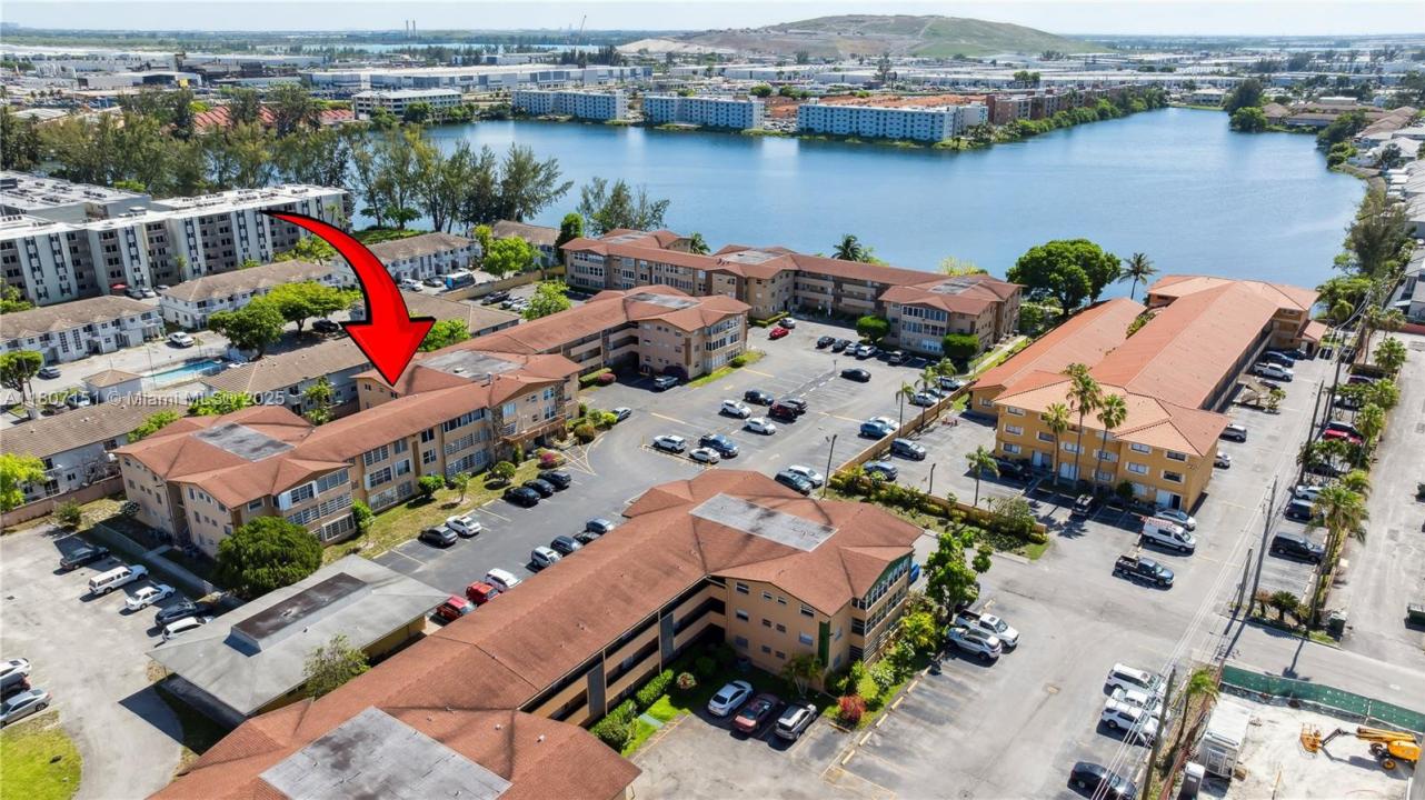 140 Royal Palm Rd 314-4, Hialeah Gardens, Florida 33016