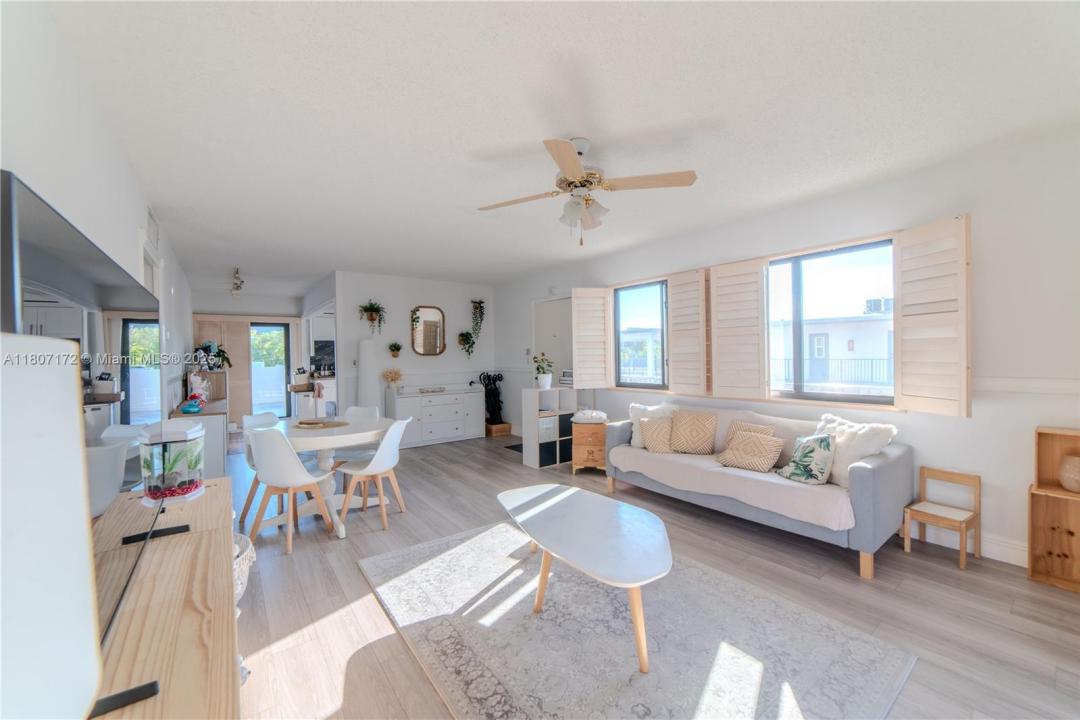 2924 Day Ave PH4N, Miami, Flórida 33133, Estados Unidos