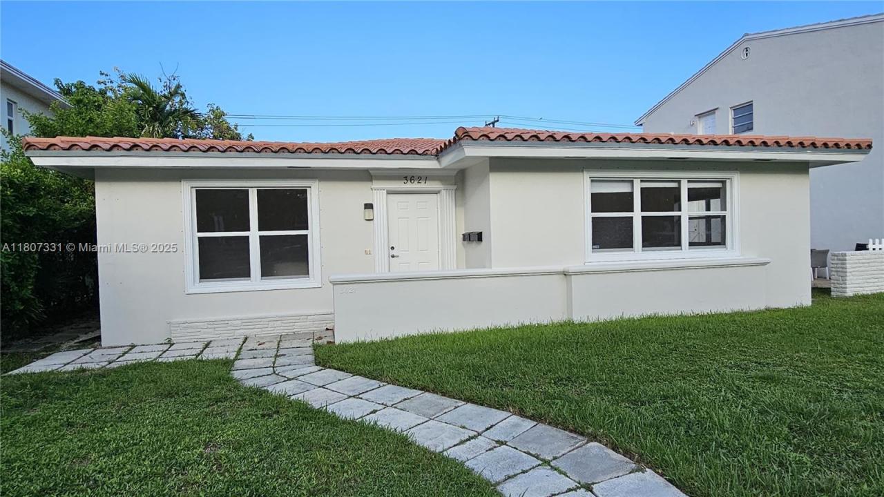 3621 Ponce De Leon Blvd, Coral Gables, Florida 33134, USA