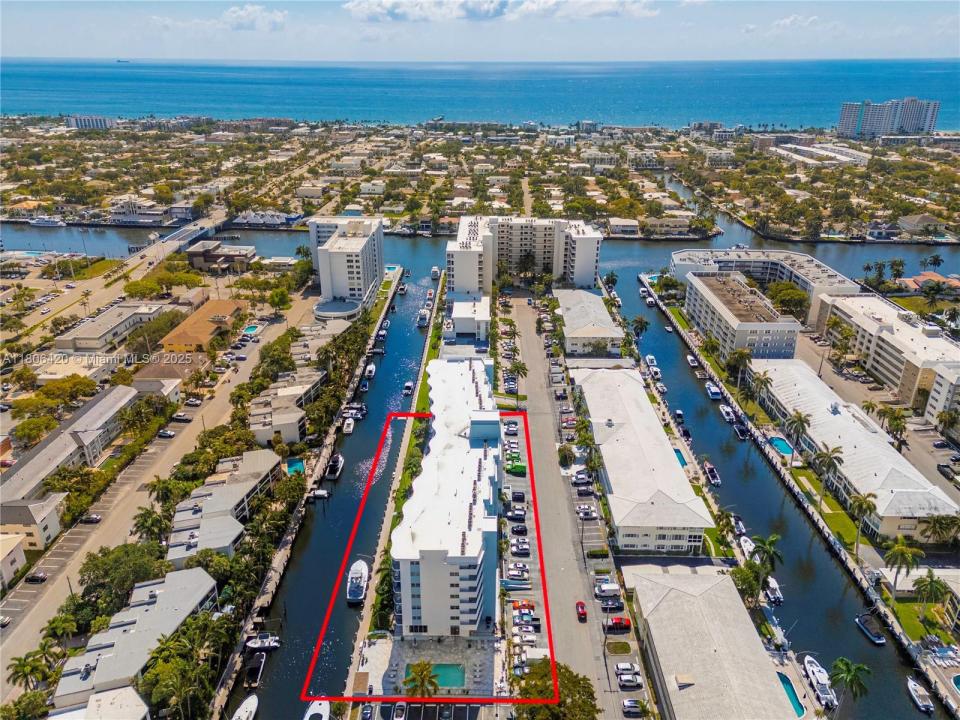 3051 NE 48th St 604, Fort Lauderdale, Florida 33308