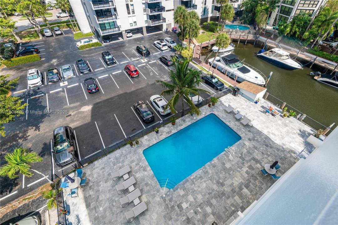3051 NE 48th St 604, Fort Lauderdale, Florida 33308