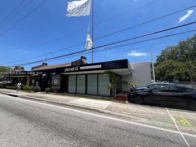 11091 Biscayne Blvd, Miami, Florida 33161, USA