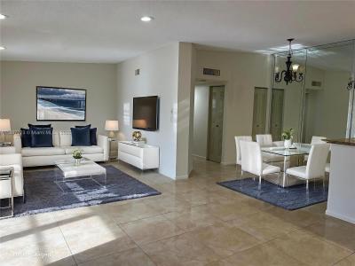 9873 N Belfort Cir 215, Tamarac, Florida 33321, USA