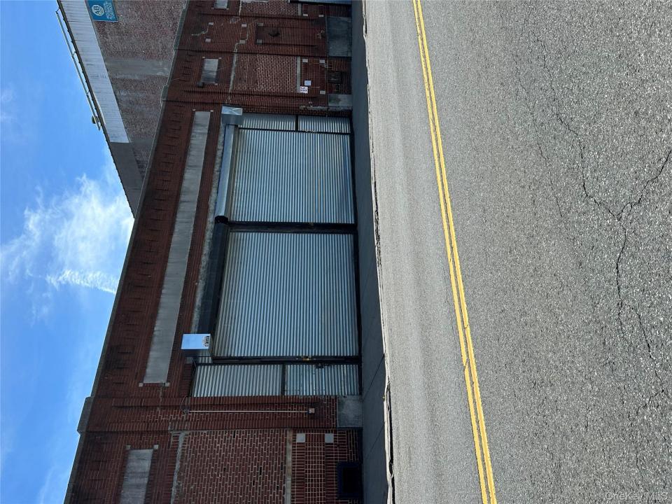 158 Ludlow Street, Yonkers, New York 10705, USA