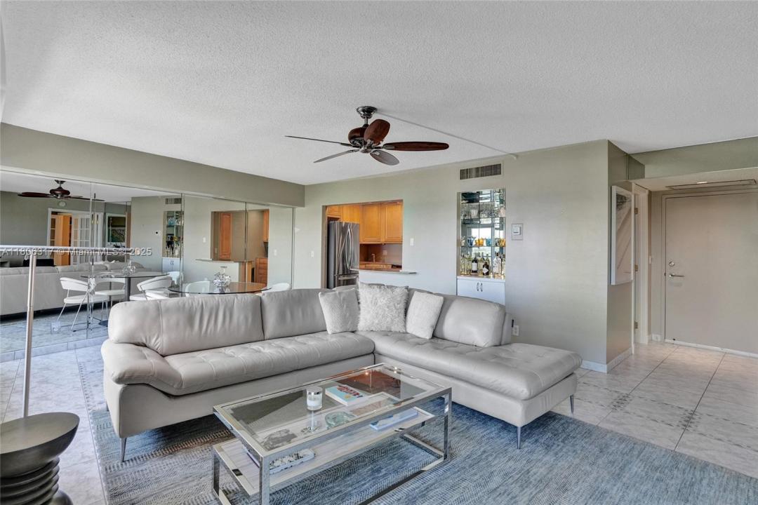 5100 Dupont Blvd 7J, Fort Lauderdale, Florida 33308, Estados Unidos