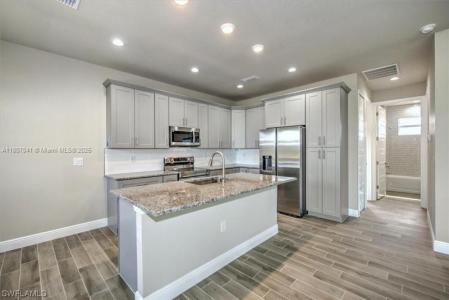 6013 N GENE AVE, Lehigh Acres, Florida 33971, USA