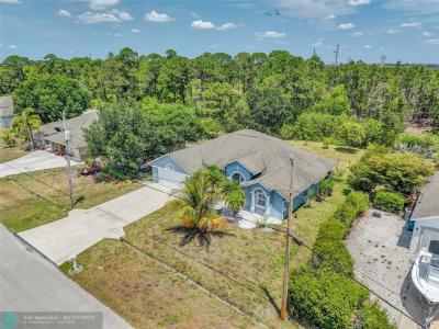 6107 NW Gause Ave, Port St Lucie, Florida 34986