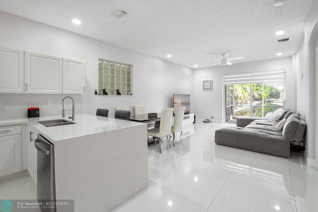 4812 NW 19th St, Buttonwood Hammocks, Coconut Creek, Flórida 33063, Estados Unidos