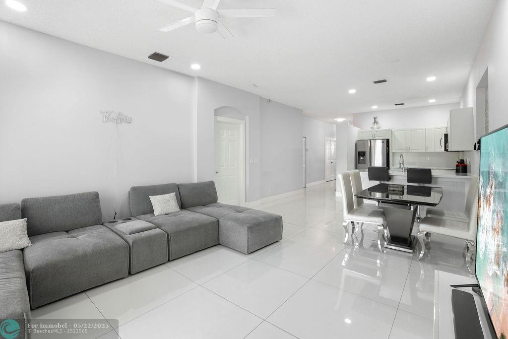 4812 NW 19th St, Buttonwood Hammocks, Coconut Creek, Flórida 33063, Estados Unidos