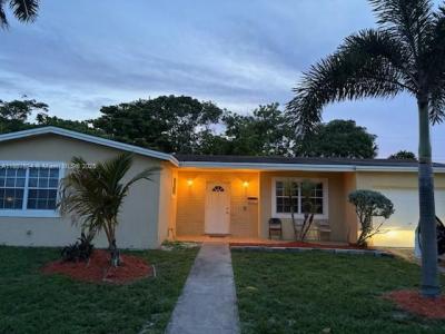 3991 NW 36th Ter, Lauderdale Lakes, Florida 33309, USA