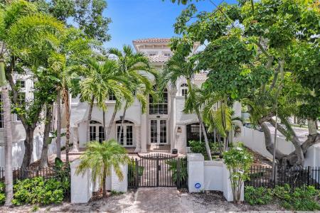 827 SE 2nd Ct, Fort Lauderdale, Florida 33301, USA