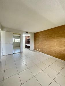 950 Hillcrest Dr 211, Hollywood, Florida 33021, USA
