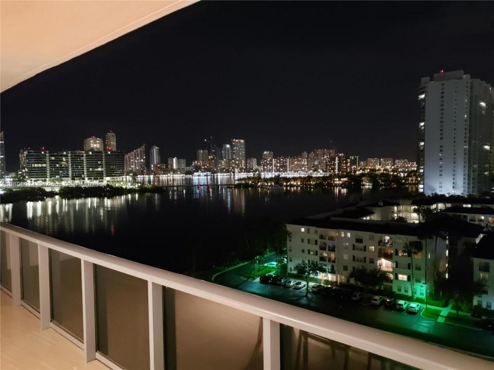 3250 NE 188th St 906, Aventura, 플로리다 33180, 미국