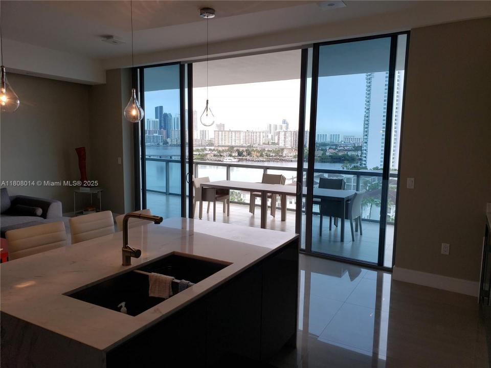 3250 NE 188th St 906, Aventura, 플로리다 33180, 미국