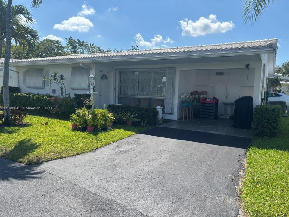 2427 Garland Cir 195, Hollywood, Floride 33021, États-Unis