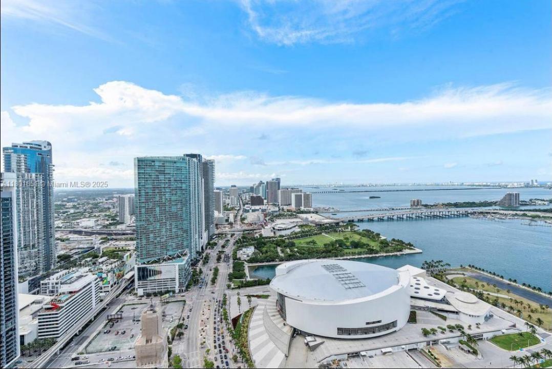 398 NE 5th St 4109, Miami, Florida 33132, USA