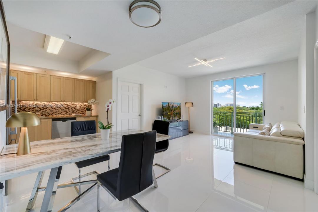 3500 Coral Way 604, Miami, Florida 33145