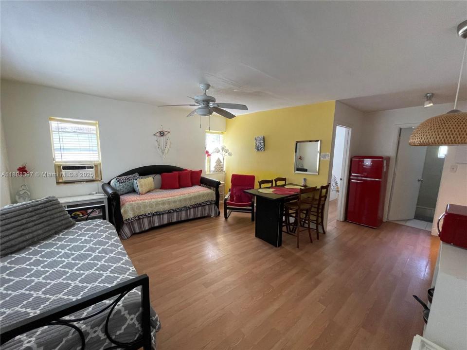 769 NW 10th St 2, Miami, Flórida 33136, Estados Unidos