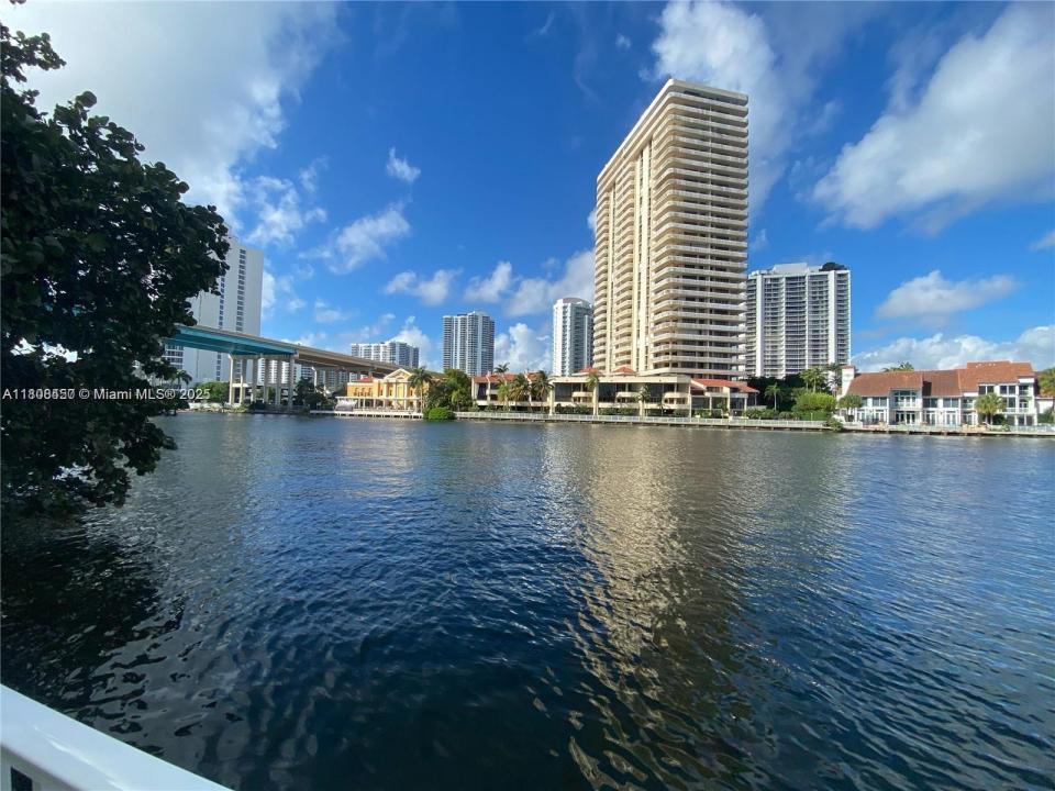 19390 Collins Ave 217, Sunny Isles Beach, Florida 33160