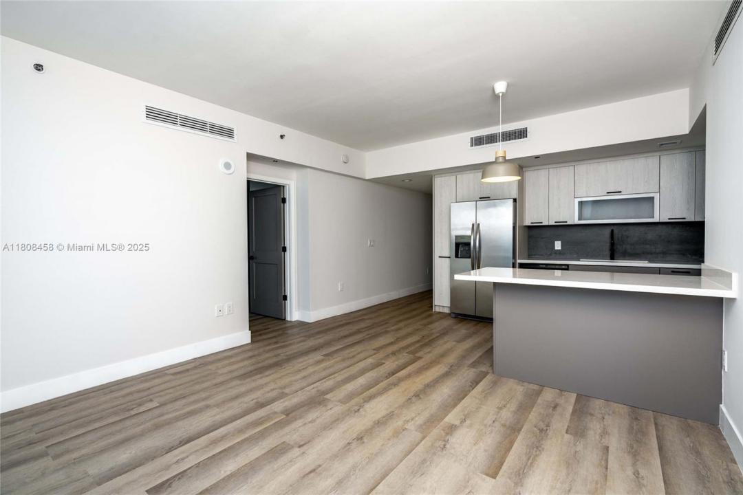 950 Brickell Bay Dr 4007, Miami, Florida 33131, Stati Uniti