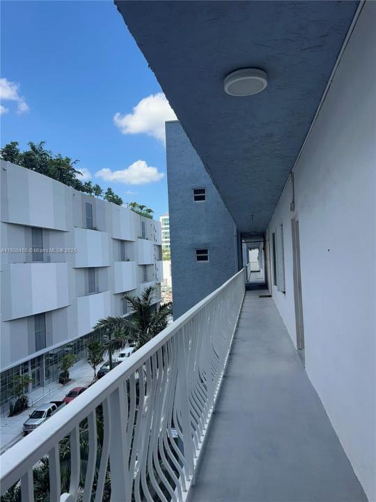 677 NE 24th St 607, Miami, フロリダ 33137, アメリカ合衆国