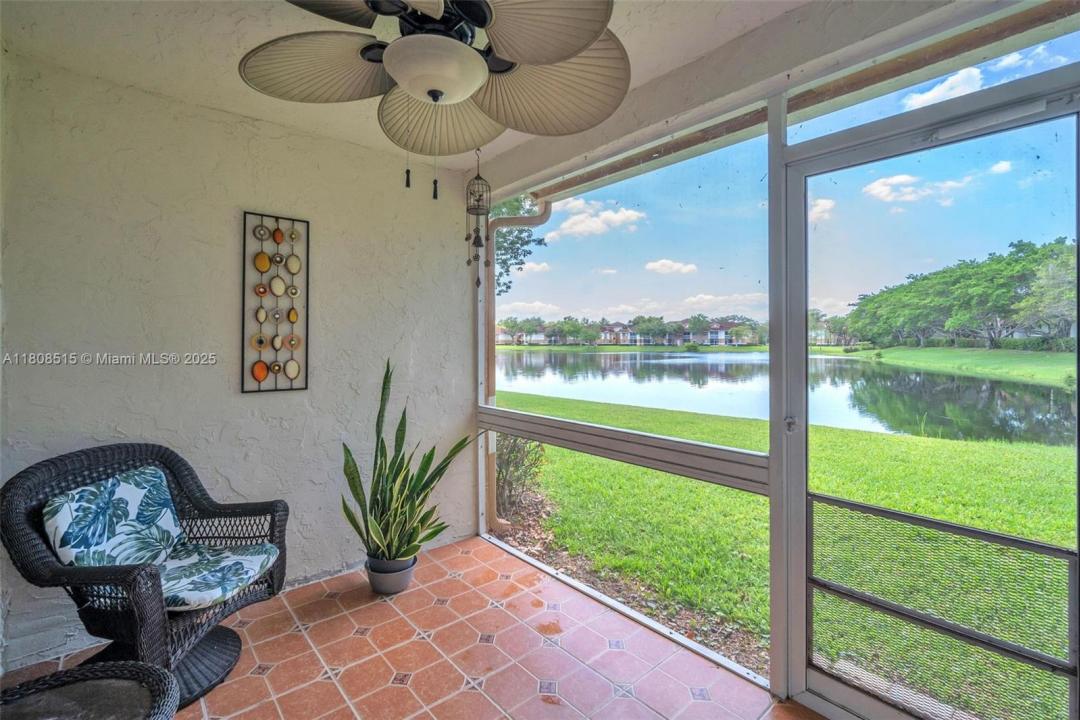 821 NW 91st Ter 821, Plantation, Florida 33324, Stati Uniti