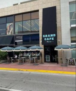 540 Collins Ave, Miami Beach, Florida 33140, USA