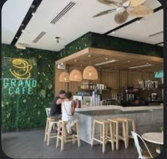 540 Collins Ave, Miami Beach, Florida 33140