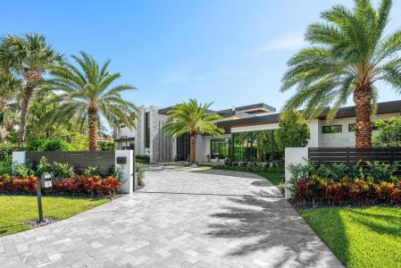 4460 NE 31st Avenue, Lighthouse Point, Florida 33064