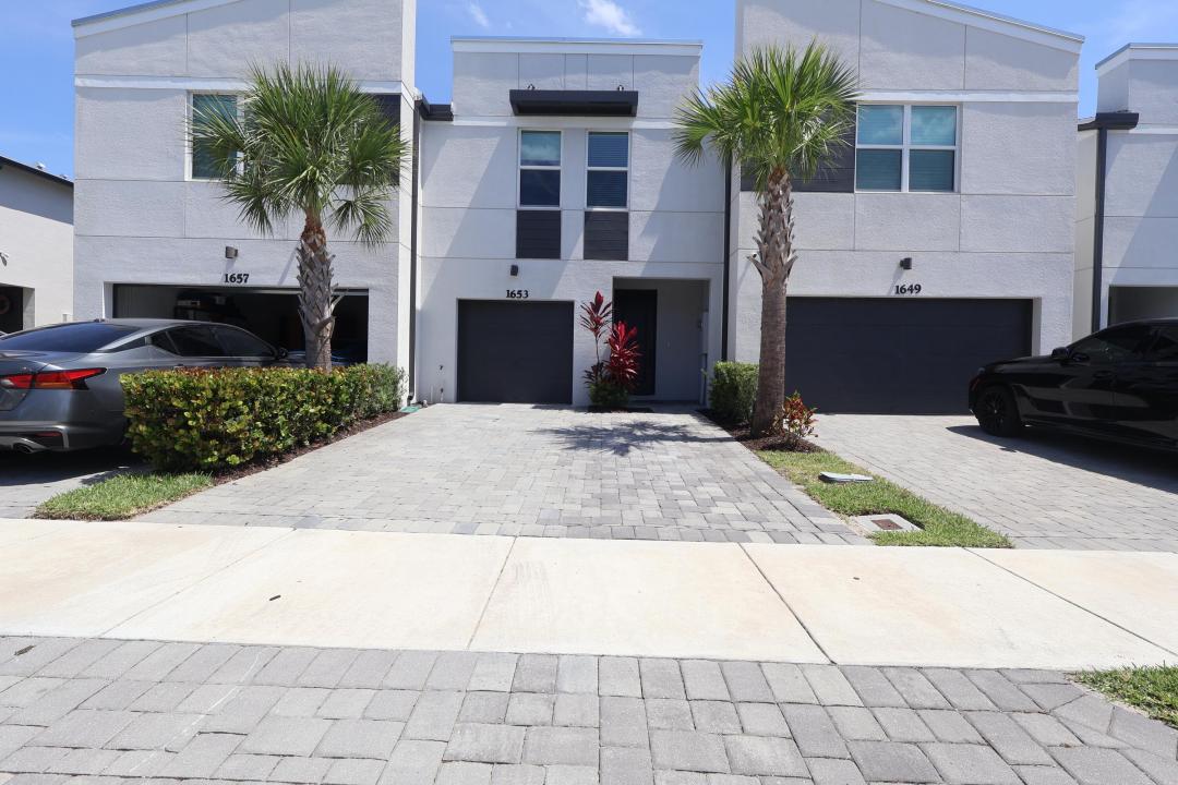 1653 Lindley Street, Mangonia Park, 佛羅里達州 33407, 美國