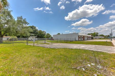 1921 Orange Avenue, Fort Pierce, Florida 34950, USA
