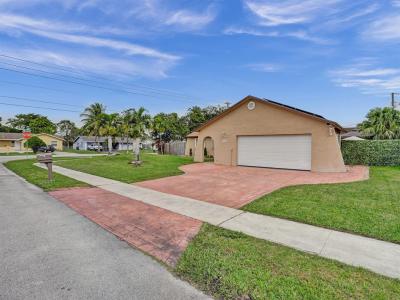 4950 NW 85th Ter, Lauderhill, Florida 33351