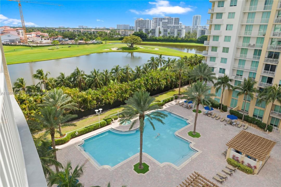 1745 E Hallandale Beach Blvd 705W, Hallandale Beach, Флорида 33009, Соединенные Штаты