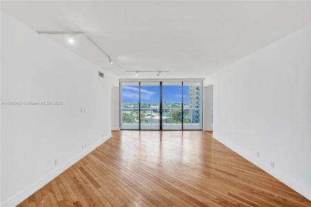 20281 E Country Club Dr 412, Aventura, Florida 33180, USA