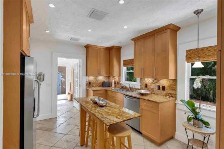 136 NE 101st St, Miami Shores, Florida 33138, USA