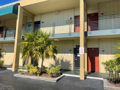 2331 N State Road 7 121, Lauderhill, Florida 33313, USA