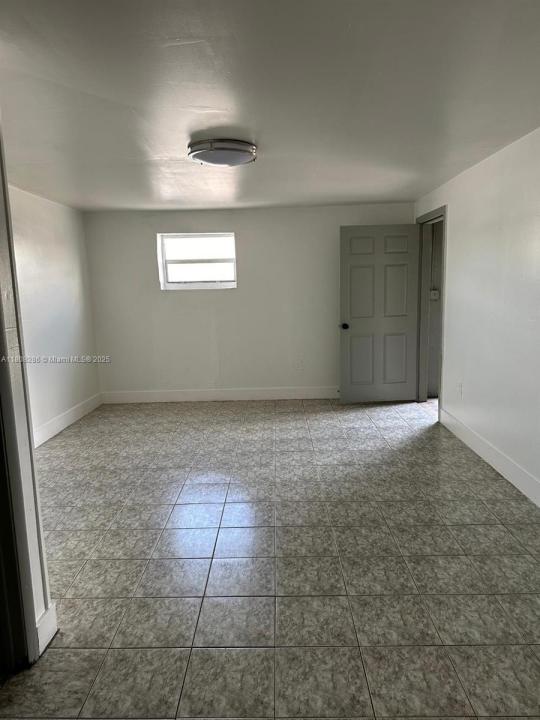 Opa-Locka, Florida 33054