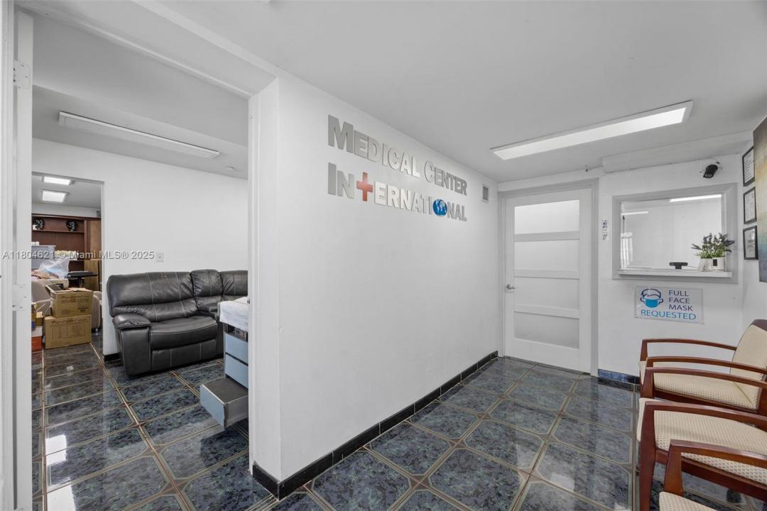 401 E Oakland Park Blvd, Oakland Park, Floride 33334, États-Unis