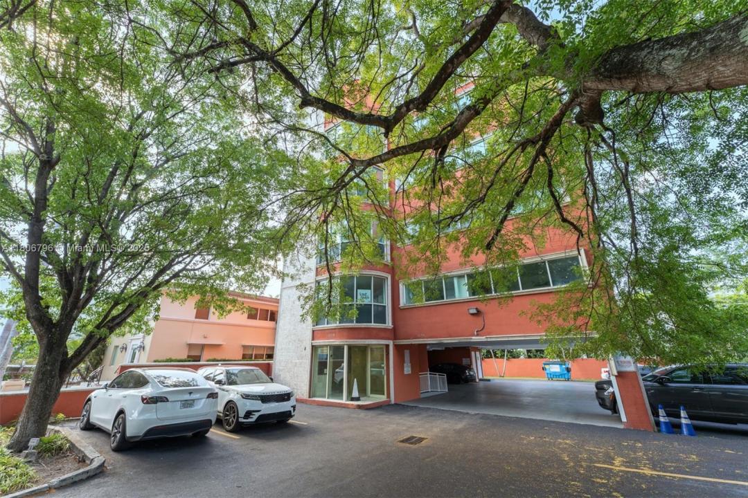 1378 Coral Way 3, Miami, Florida 33145