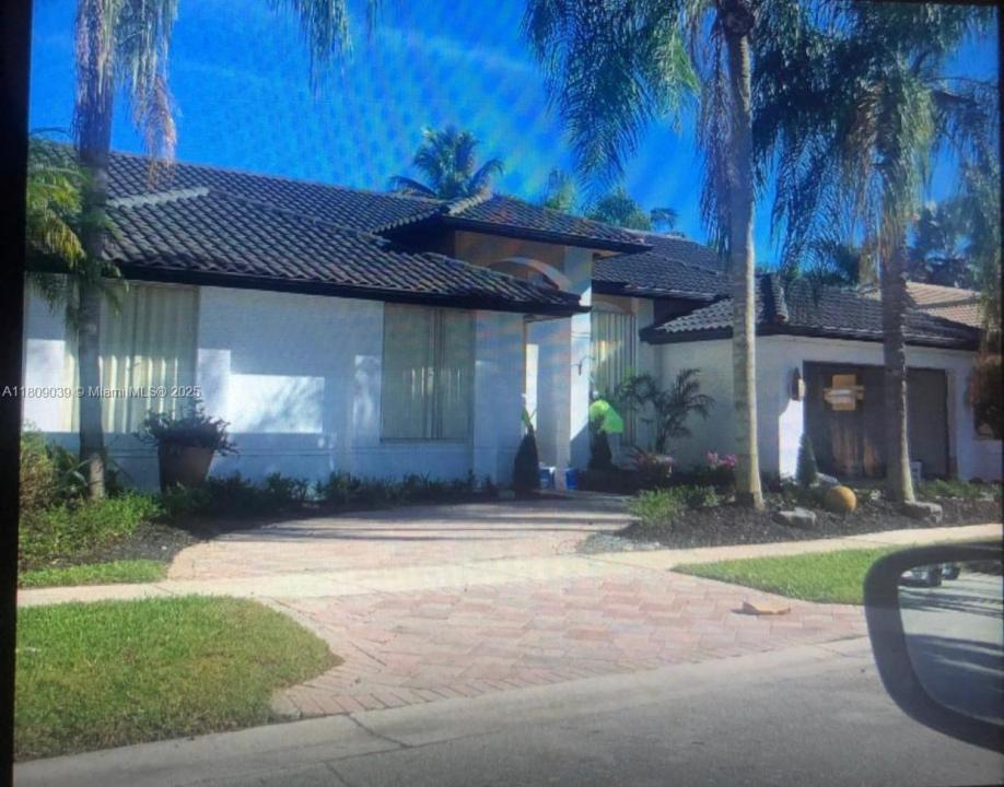 28 NW 108th Way 0, Plantation, Florida 33324, Stati Uniti