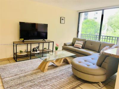17021 N Bay Rd 318, Sunny Isles Beach, Florida 33160, USA