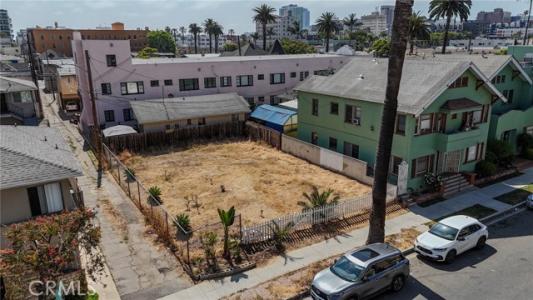 Chestnut Avenue, Long Beach, California 90802