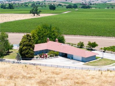 Camp 8 Road, Paso Robles, Калифорния 93446, Соединенные Штаты