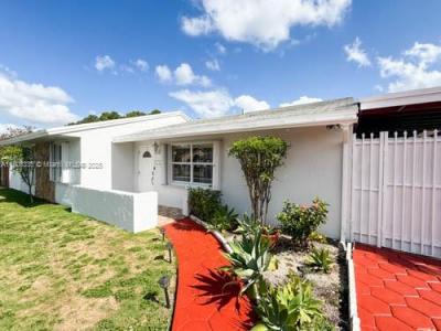 11321 SW 162nd Ter, Miami, Florida 33157, USA
